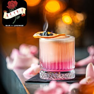 Escape the Heat with Summer Cocktails at Alibi Bar | Alibi Bar & Lounge | Cocktail Lounge at The Liberty Hotel, Boston, MA