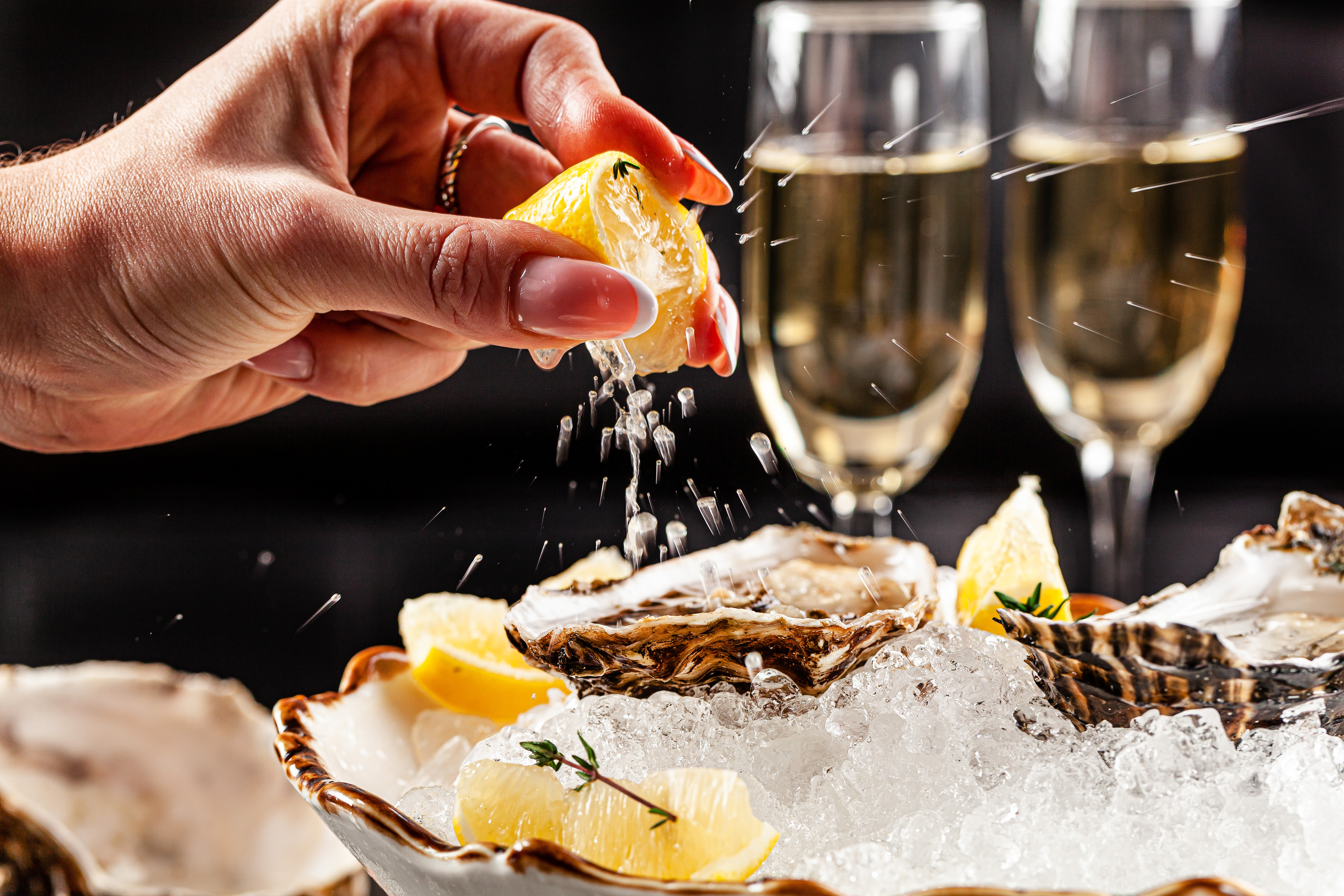 Understanding The Differences on Sizes of Oysters | Sonsie | American Bistro and Wine Bar in the Back Bay, Boston, MA